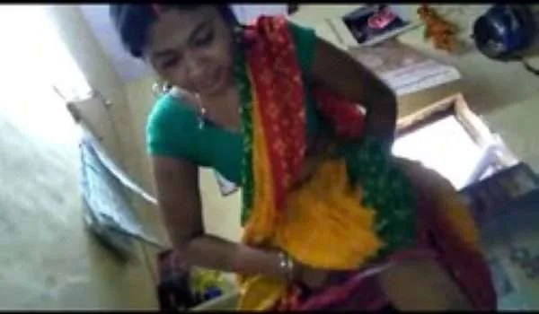 Condom lagake cute indian bhabhi lund hui